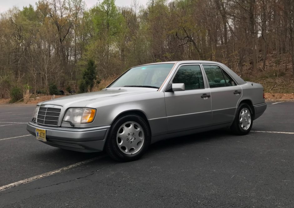 No Reserve: 1994 Mercedes-Benz E420