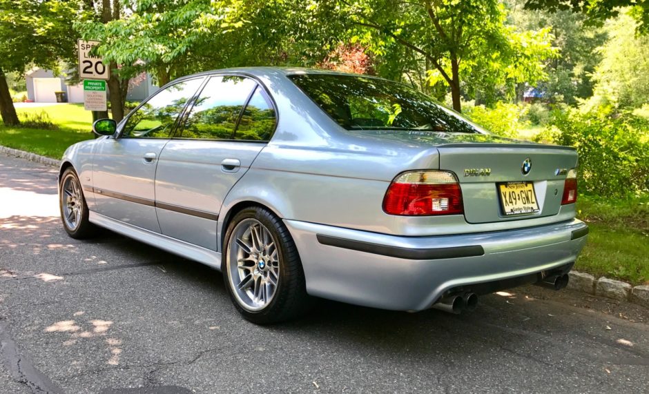 2000 BMW M5