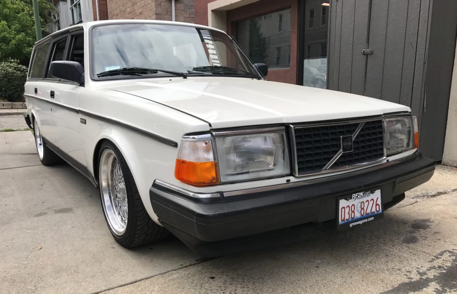 Modified 1989 Volvo 240 Wagon 5-Speed