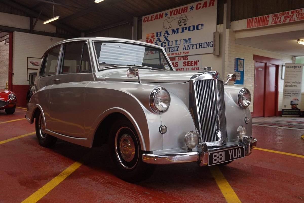 Truimph Mayflower 1953