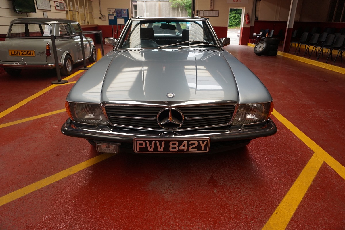 Mercedes 280SL Convertible 1983