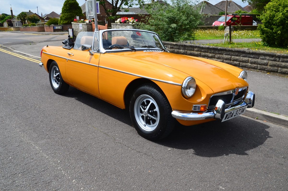 MG B GT Convertible 1973