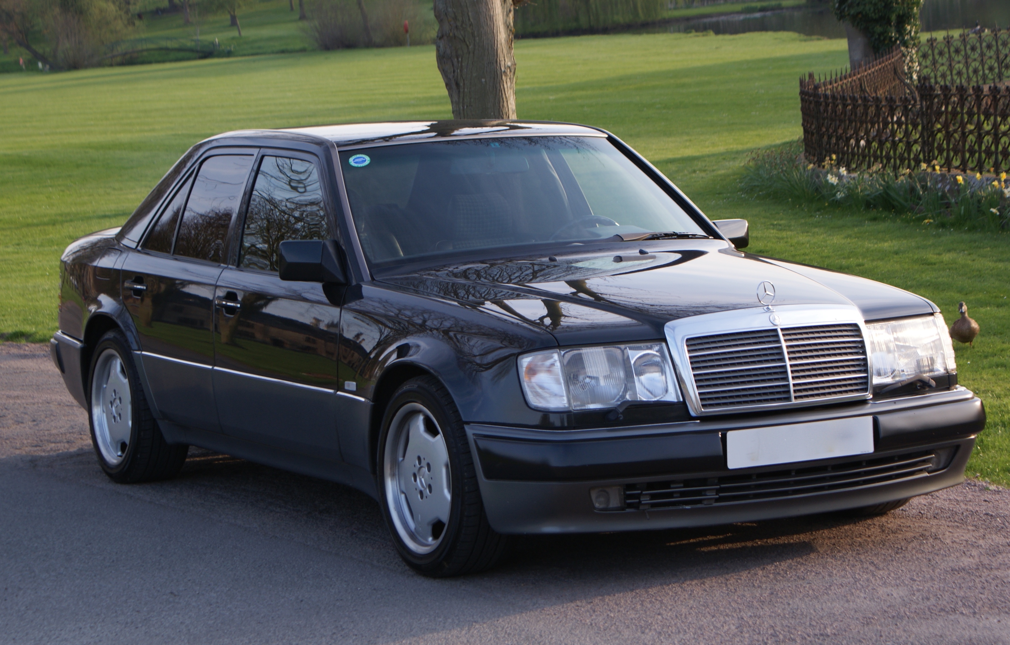 1992 Mercedes-Benz 500E Saloon
