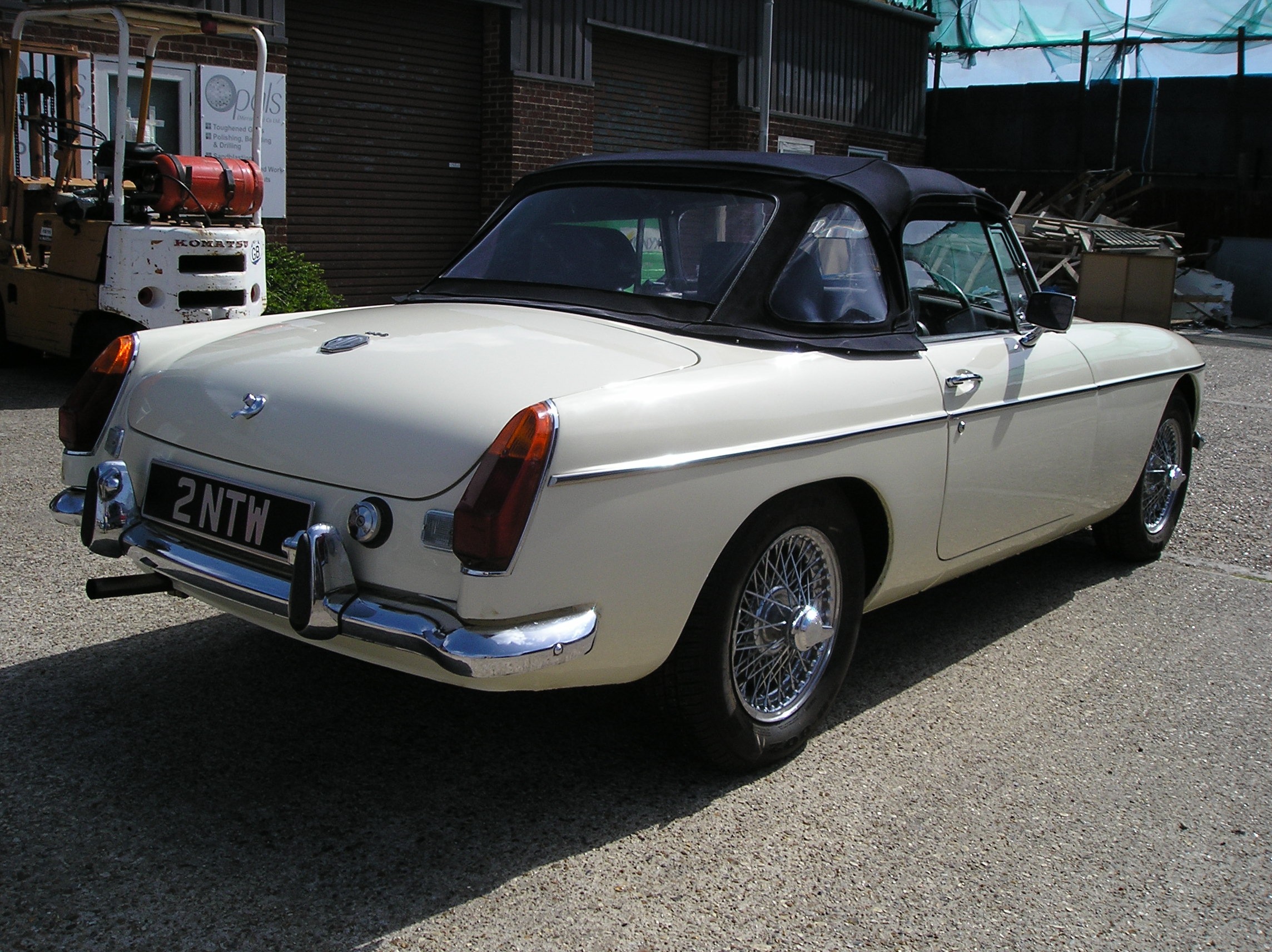 1970 MG B ROADSTER