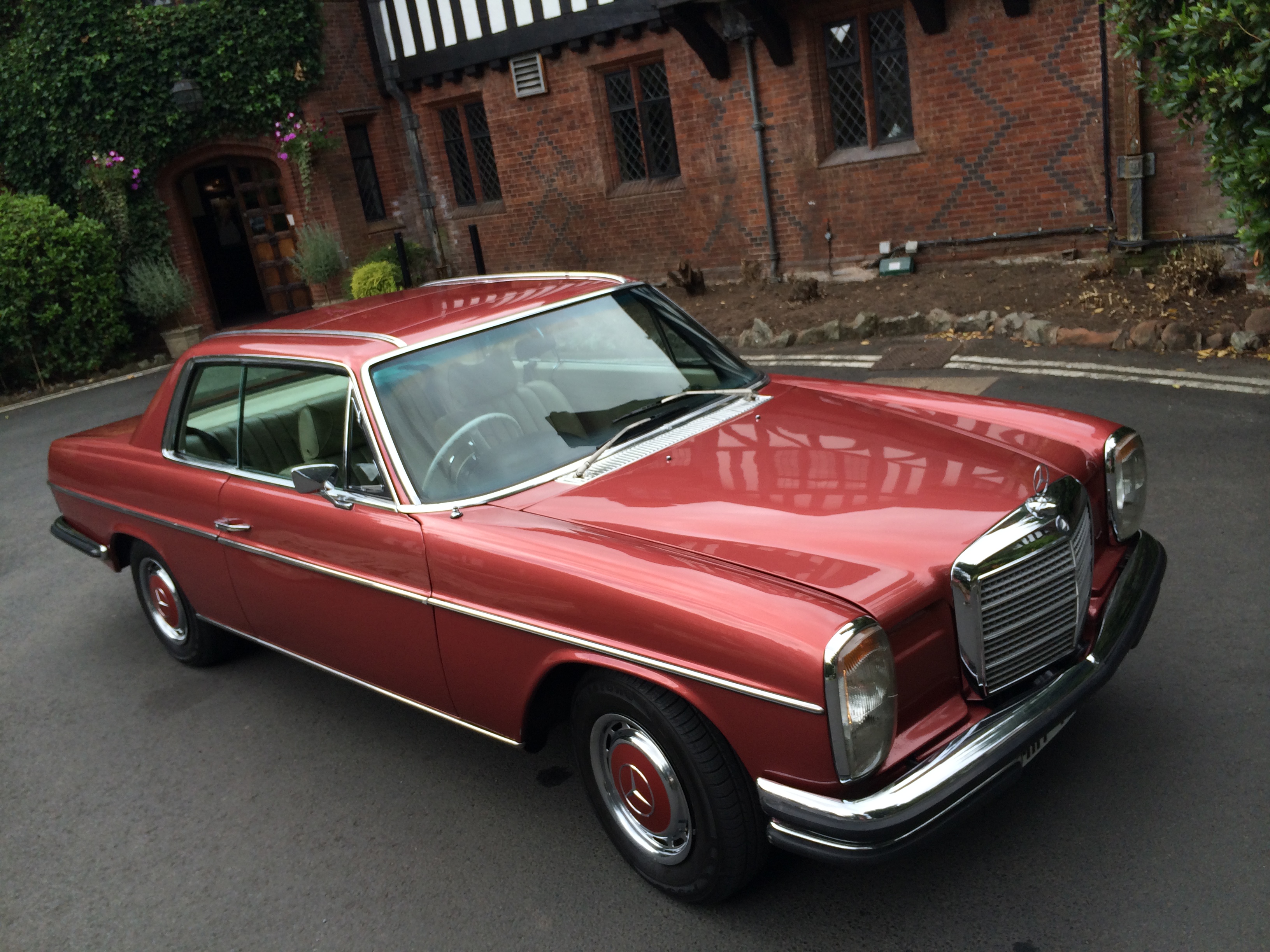 1969 Mercedes 250 CE Coupe