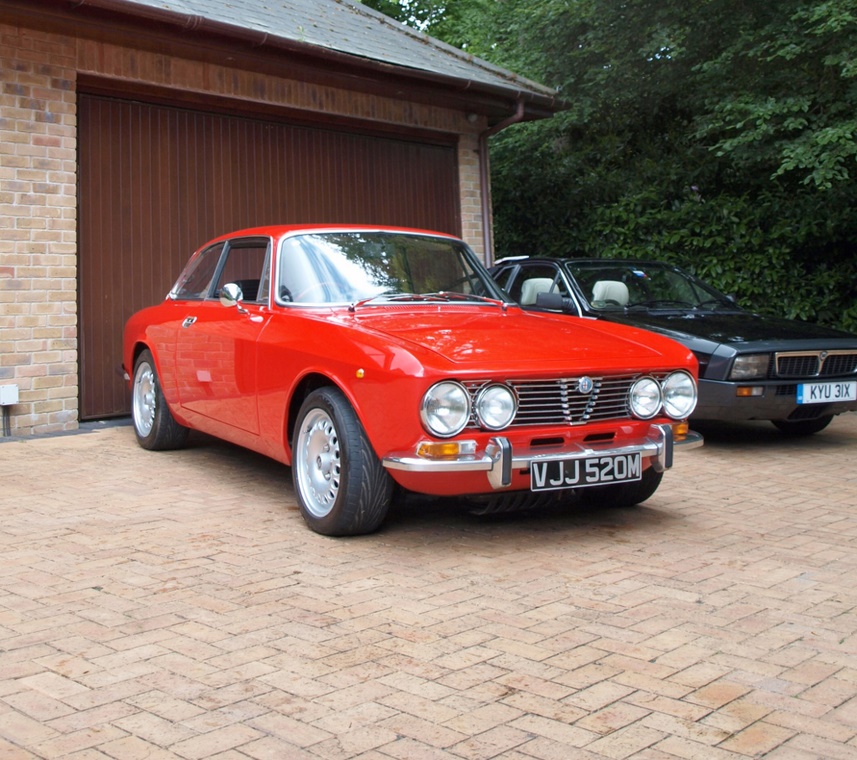 1974 Alfa Romeo 2.0 GT Veloce