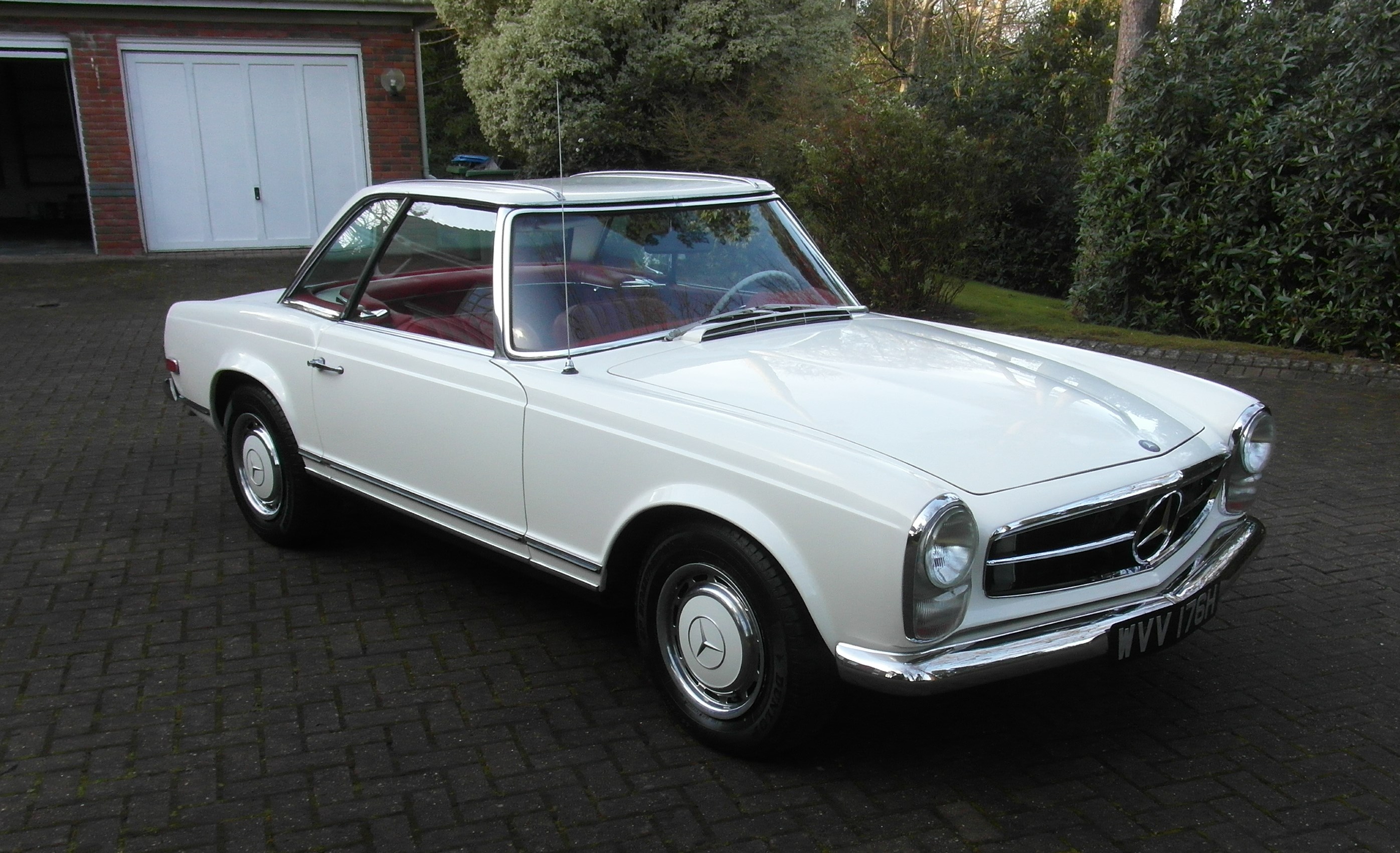 1970 Mercedes-Benz 280SL Pagoda