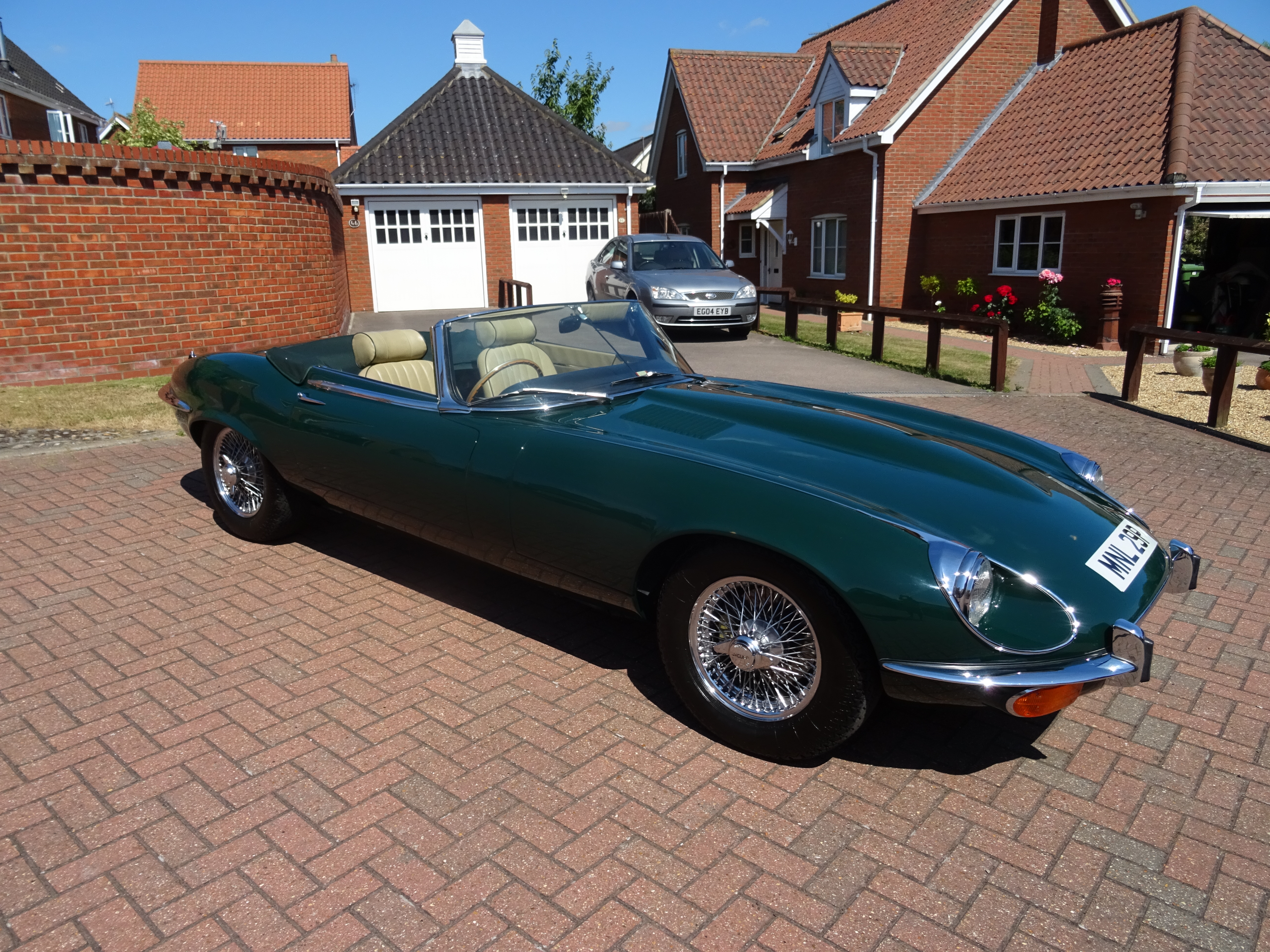 1973 Jaguar E-Type Series III V12 Roadster Manual