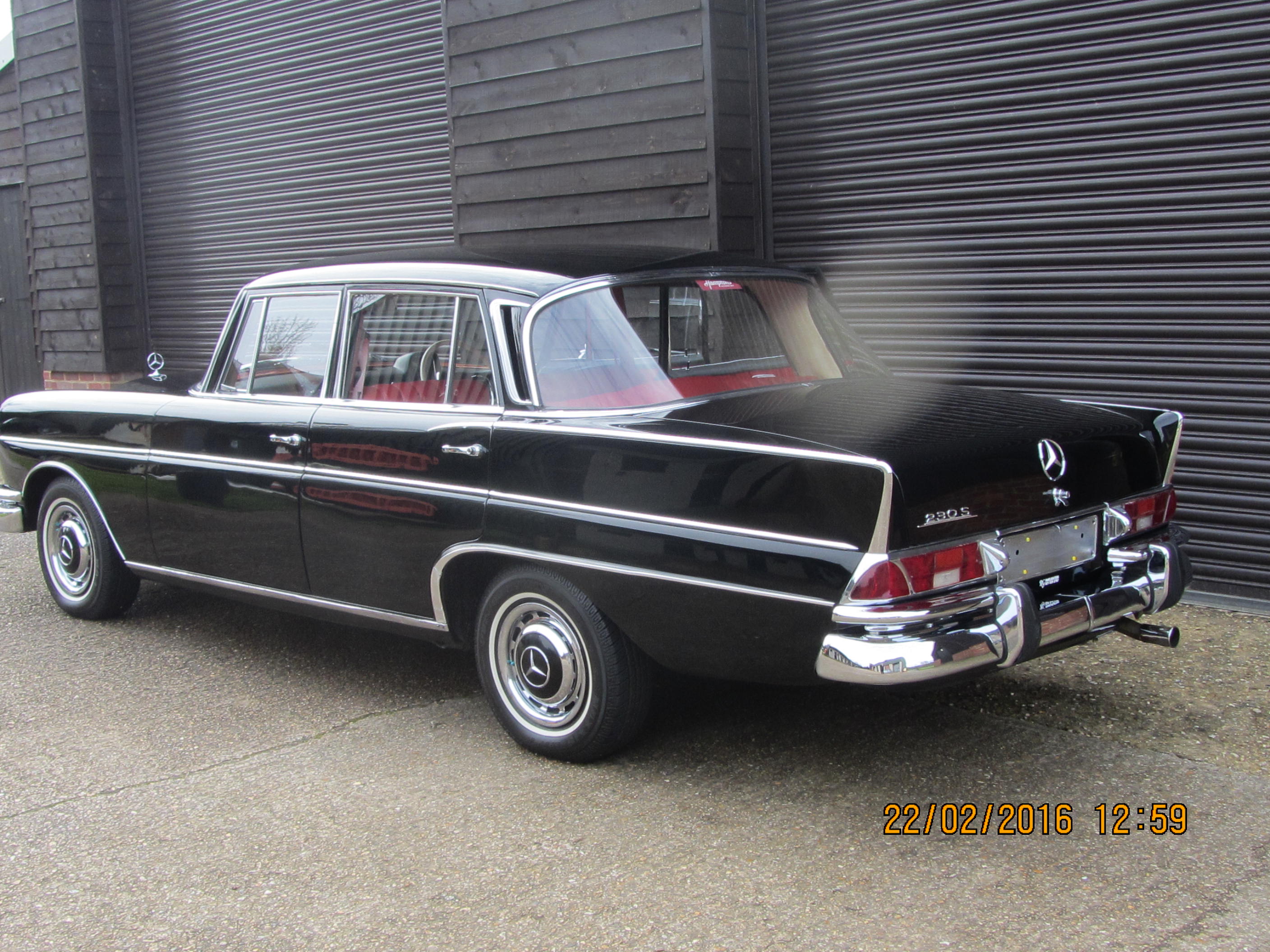 1966 Mercedes-Benz 230S Fintail