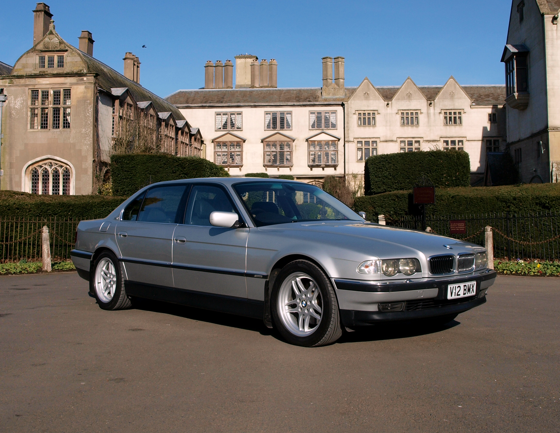 2000 BMW 750IL
