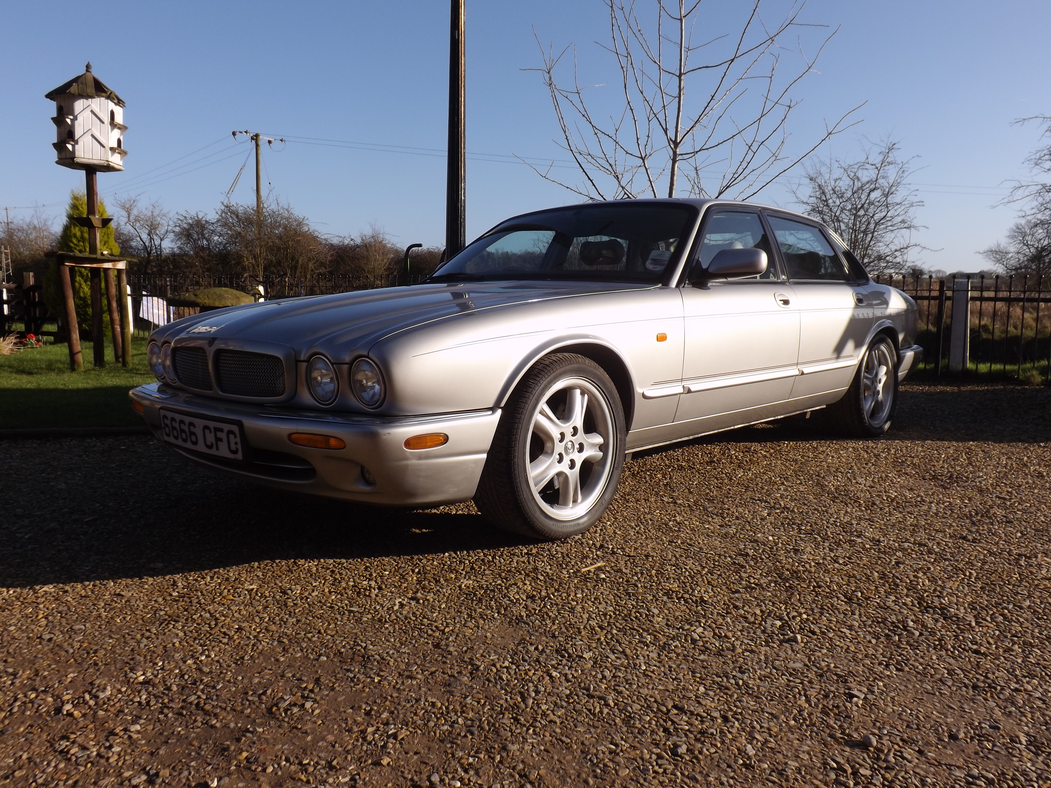 1998 Jaguar XJR V8