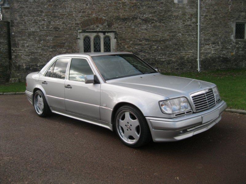 1992 Mercedes-Benz 500E Saloon