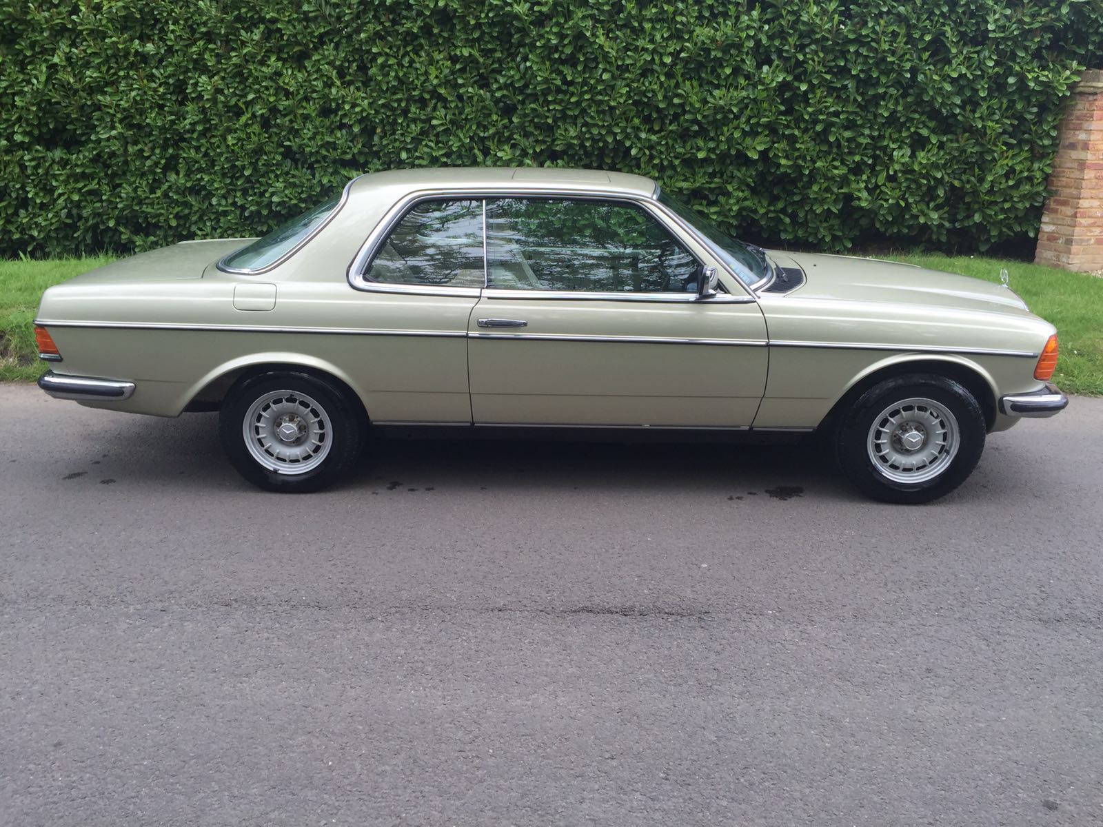 1985 Mercedes-Benz 280 CE