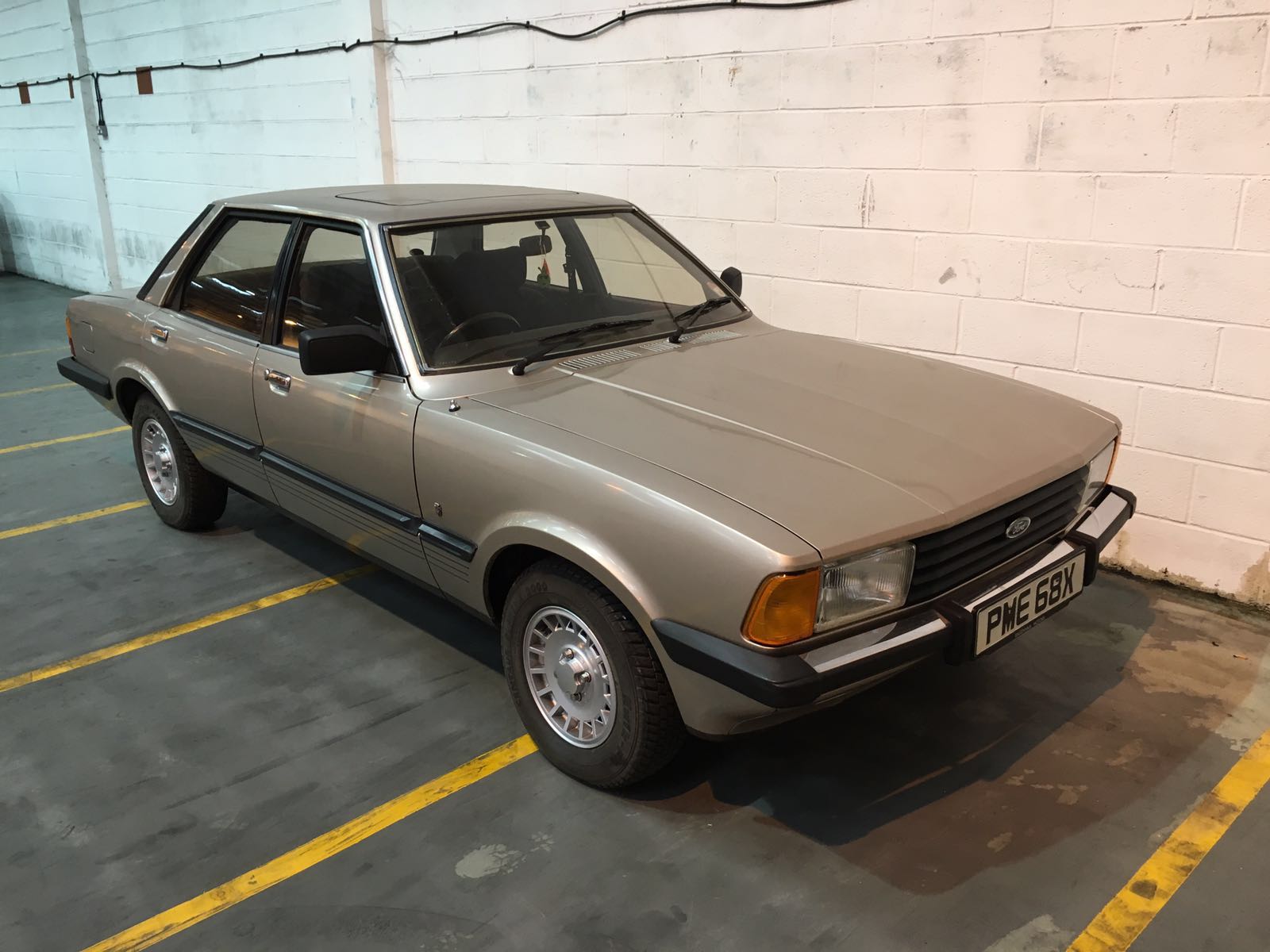 1982 Ford Cortina 2.0 Ghia