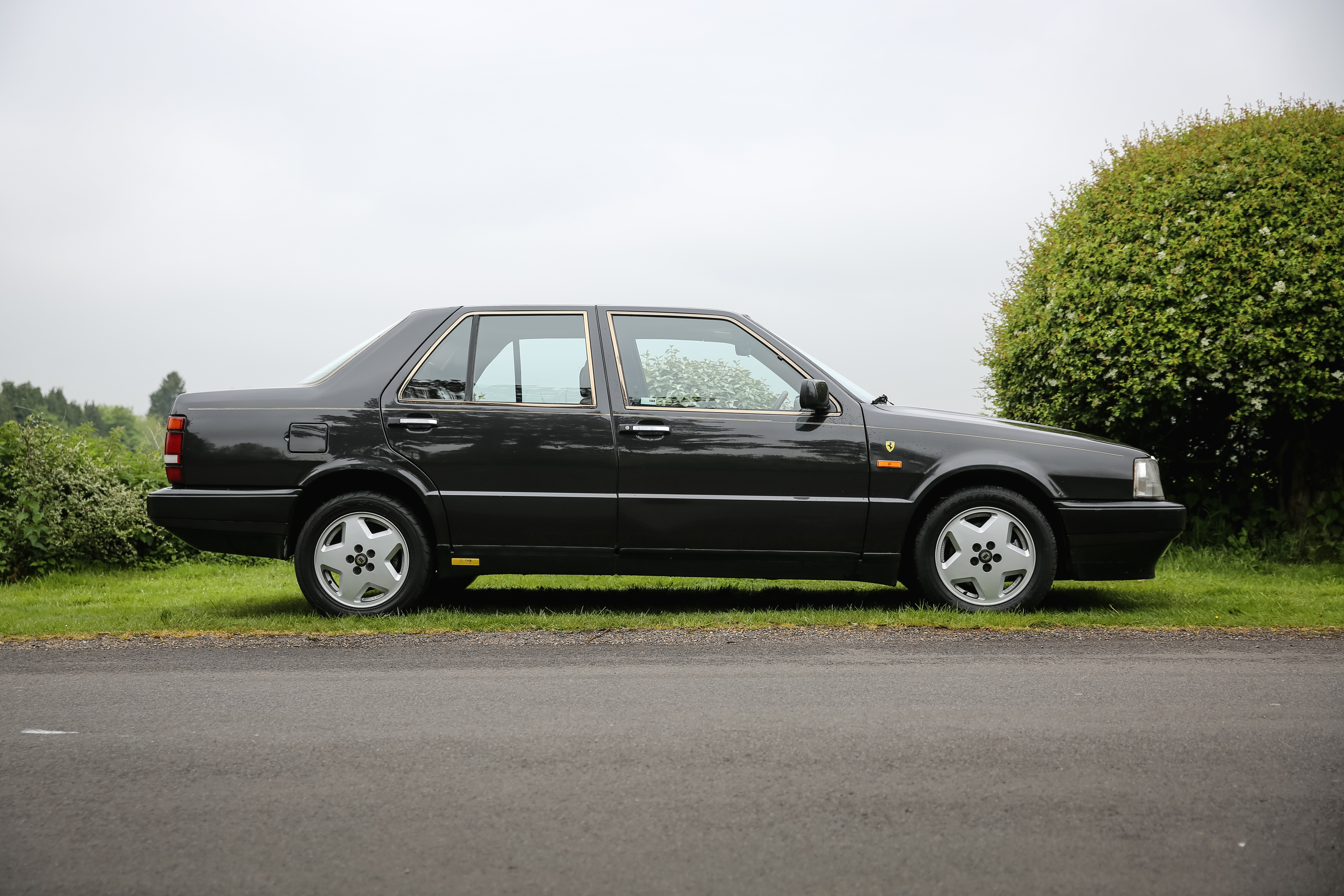 1988 Lancia Thema 8.32 Ferrari V8 engine