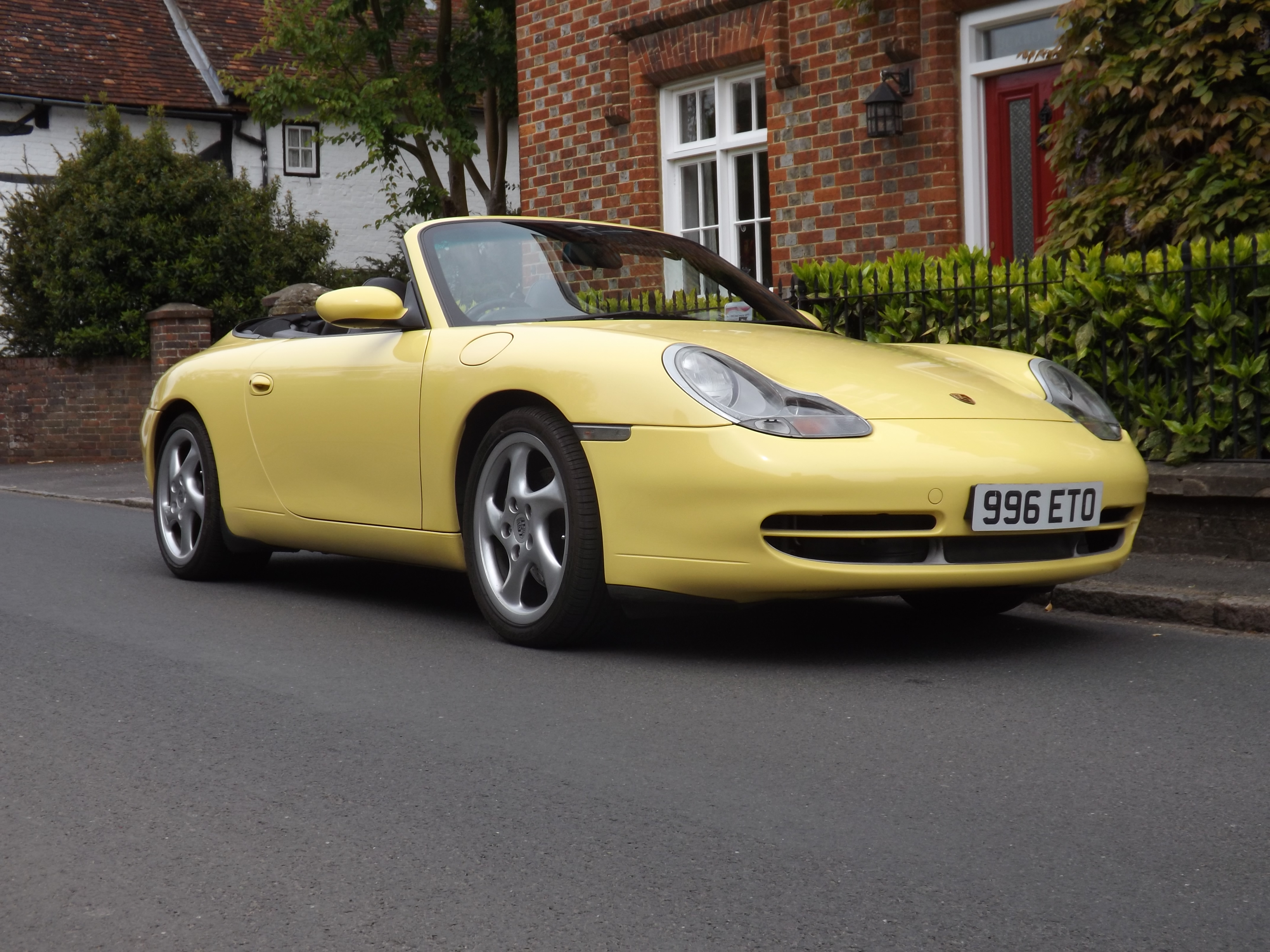 1998 Porsche 911(996) Carrera Convertible