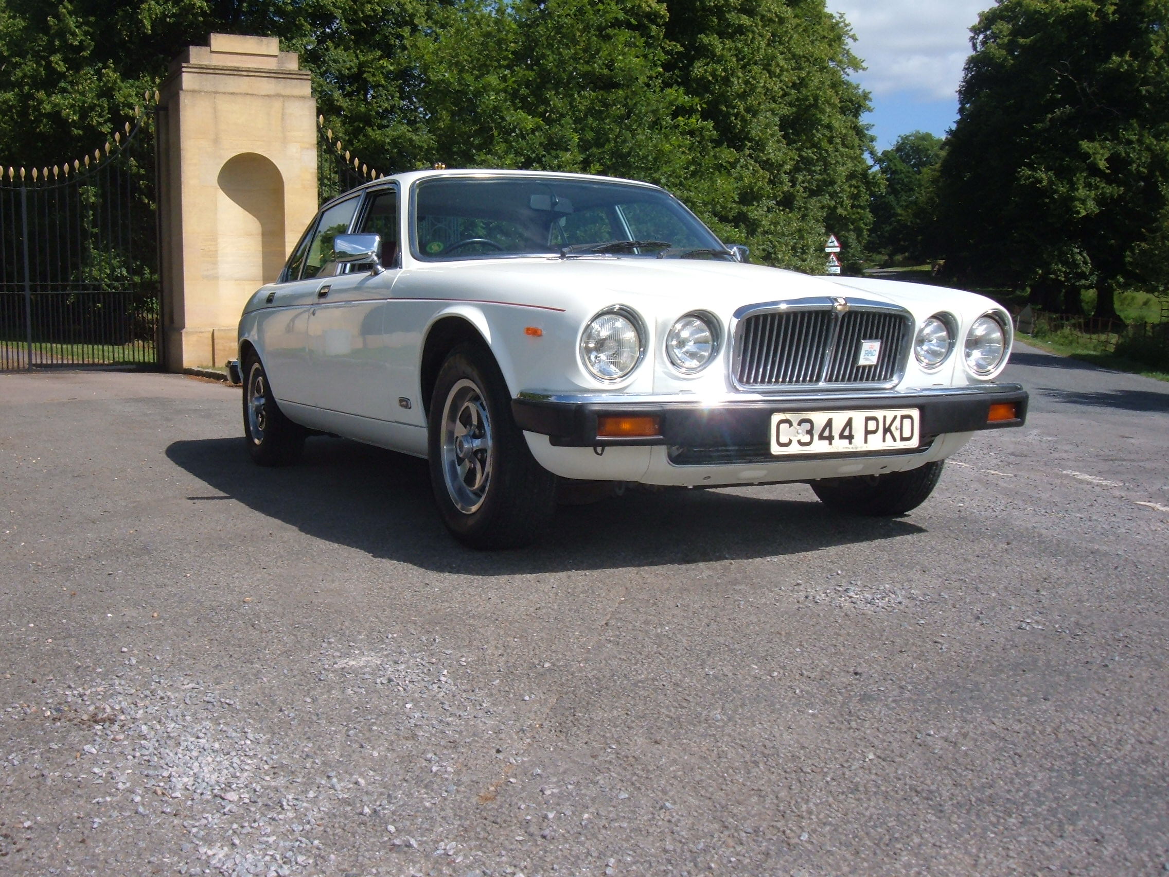 1986 Jaguar XJ6