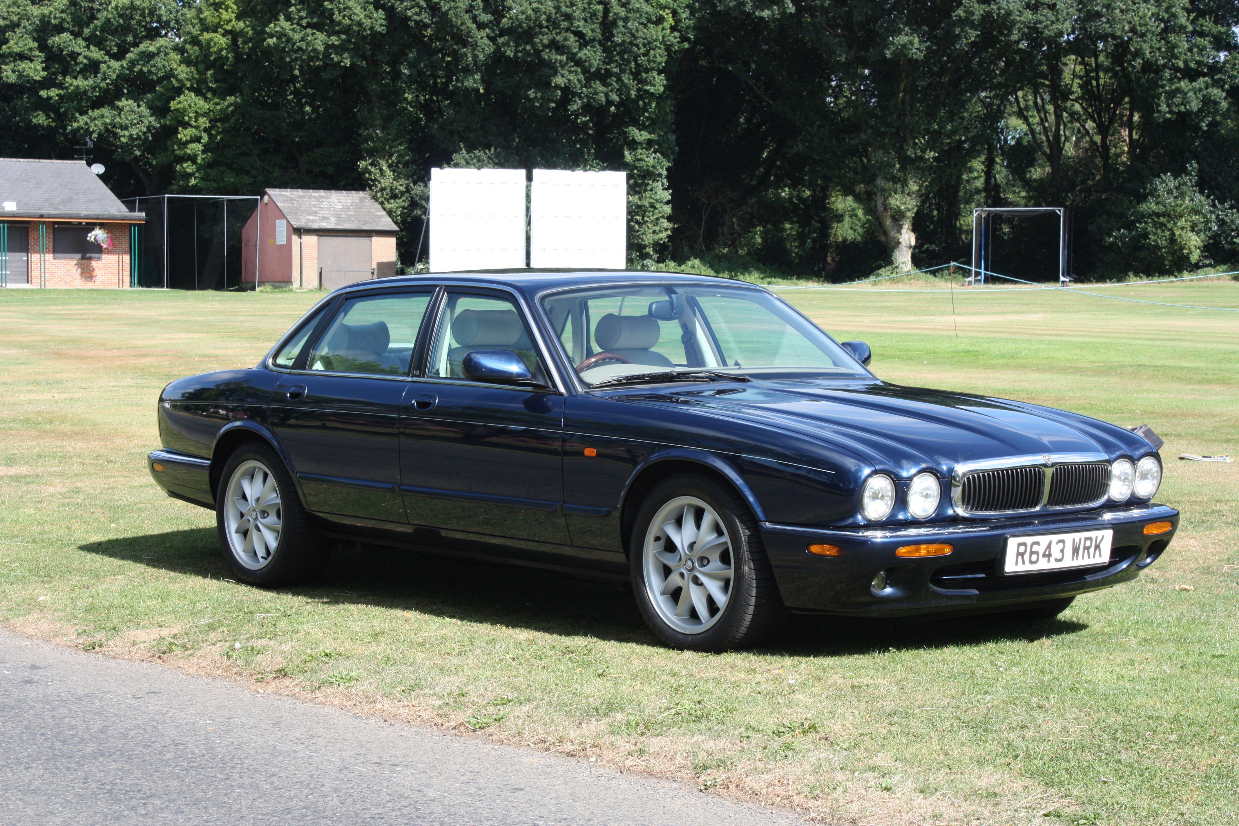 1998 Jaguar XJ8