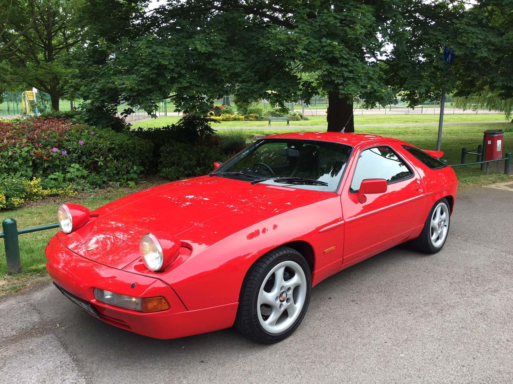 1989 Porsche 928 S4 5.0 V8