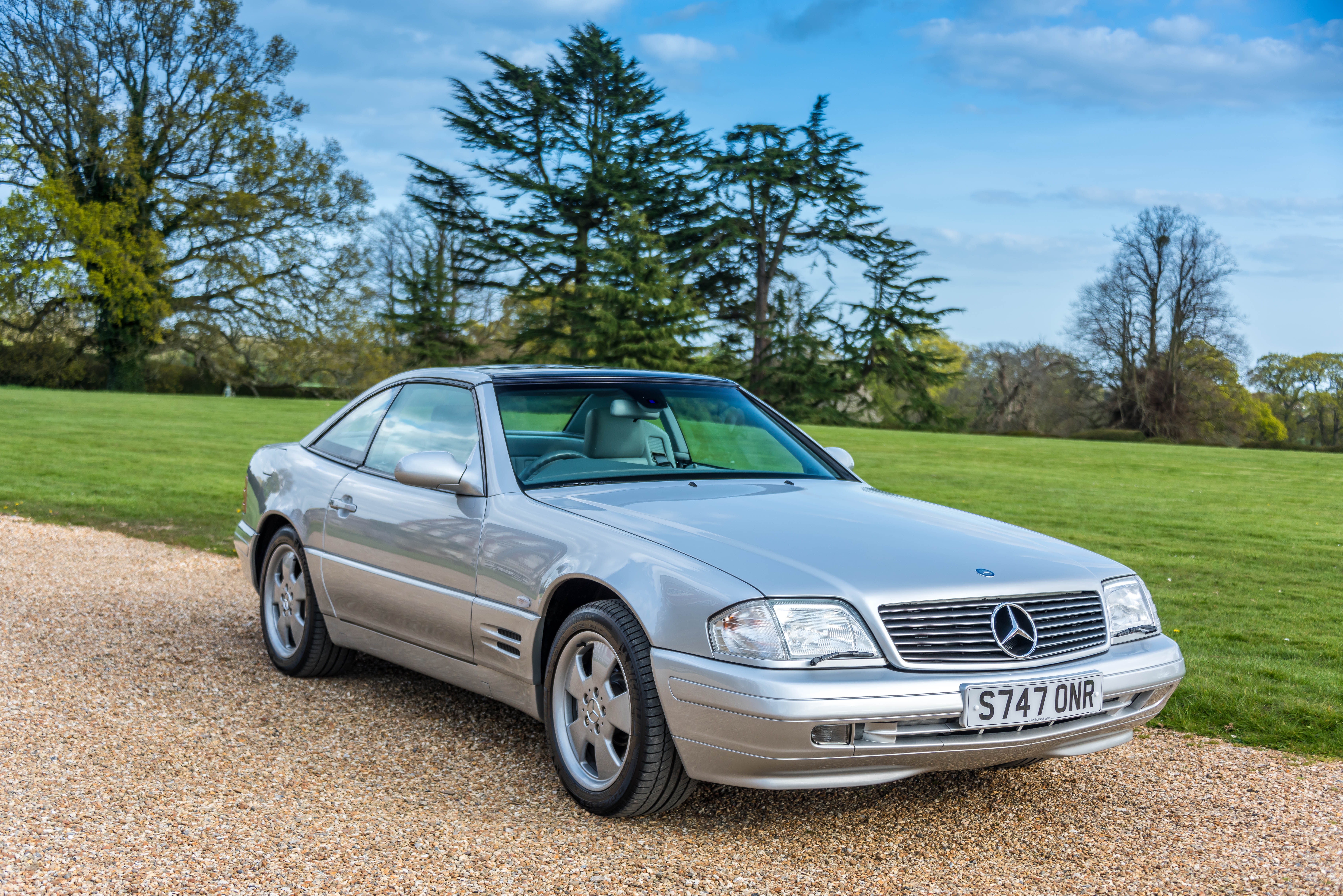 1998 Mercedes-Benz SL320