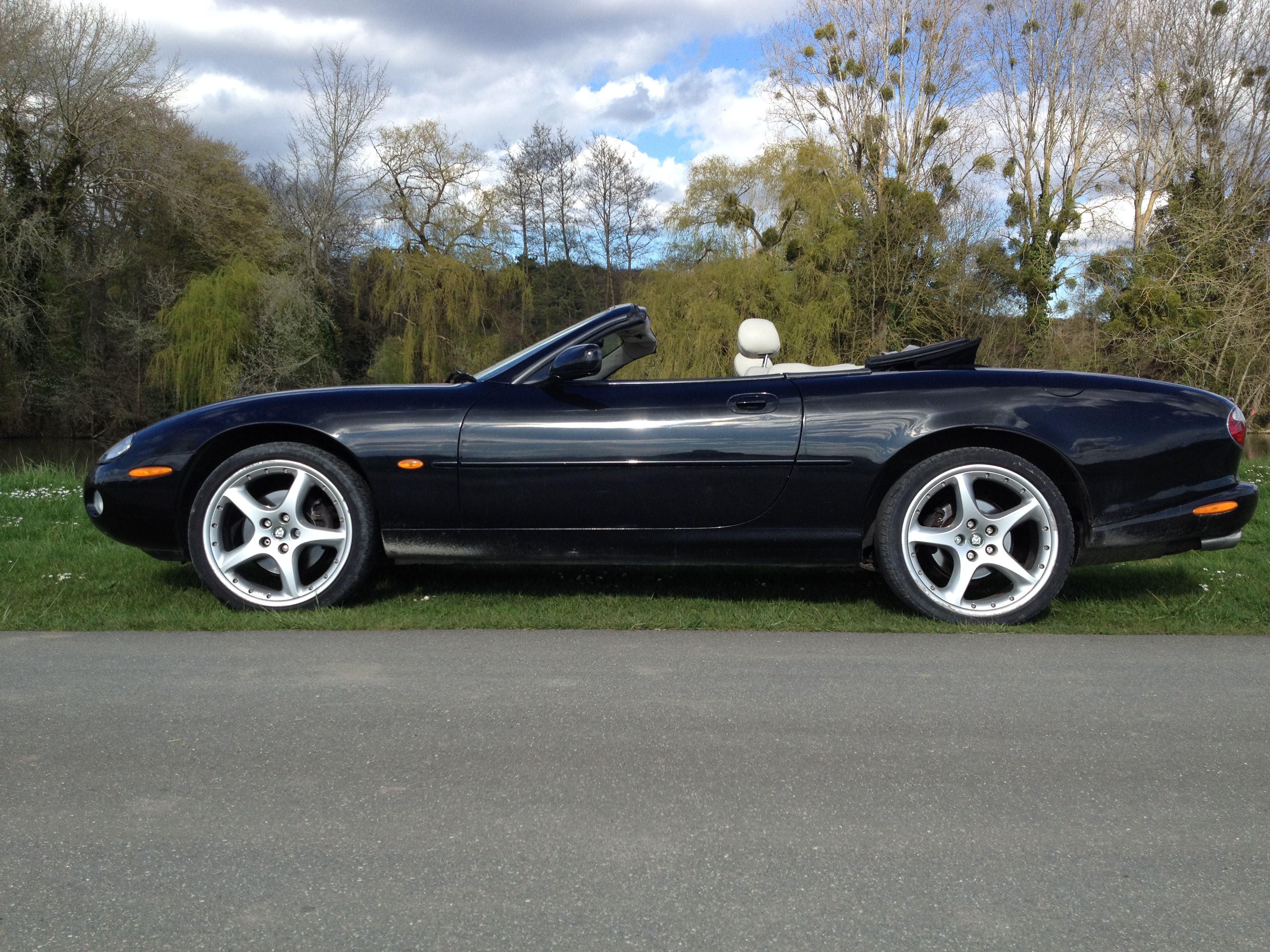 2001 Jaguar XKR 4.0 Convertible