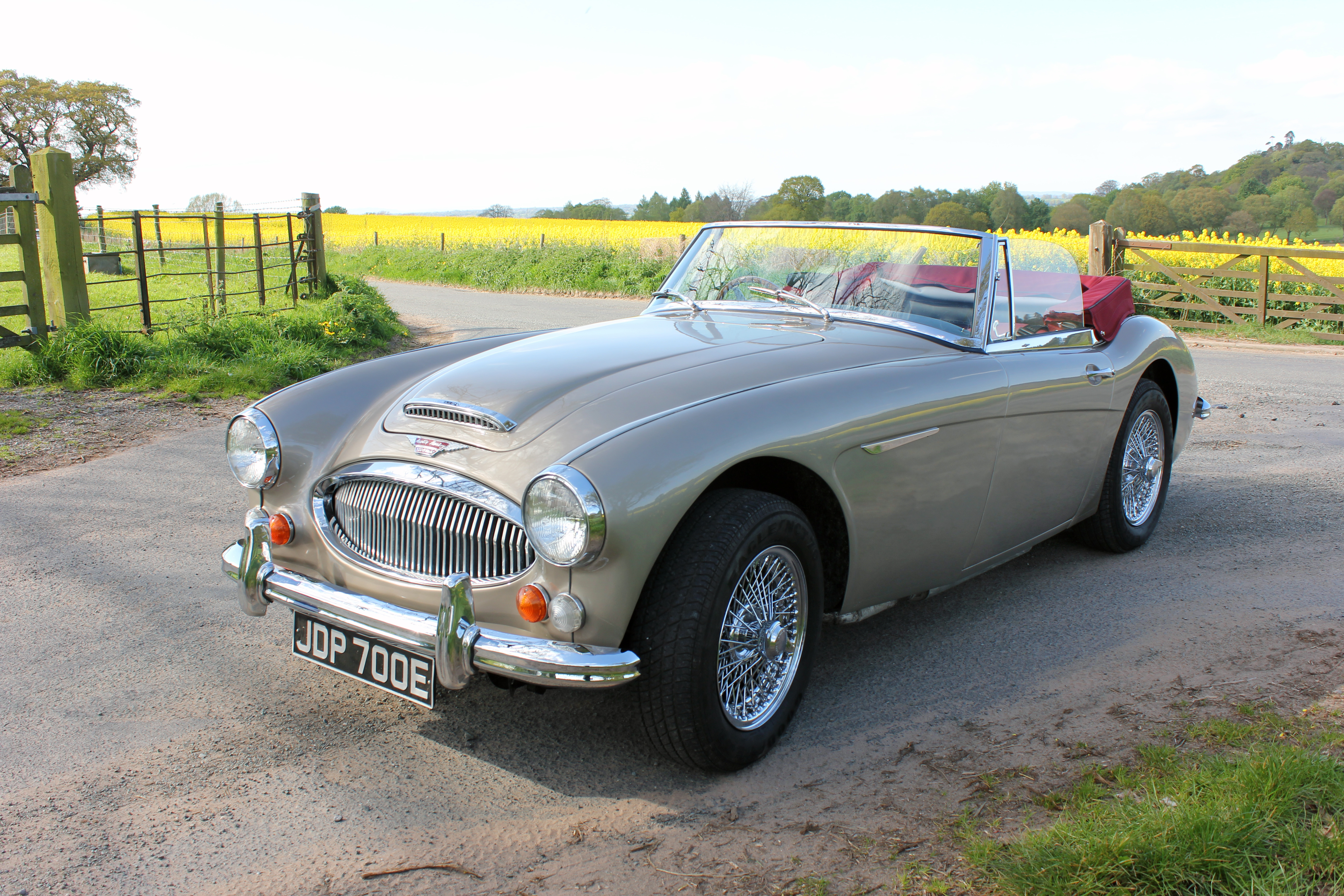 1967 Austin Healey 3000 Mk III ( BJ8)