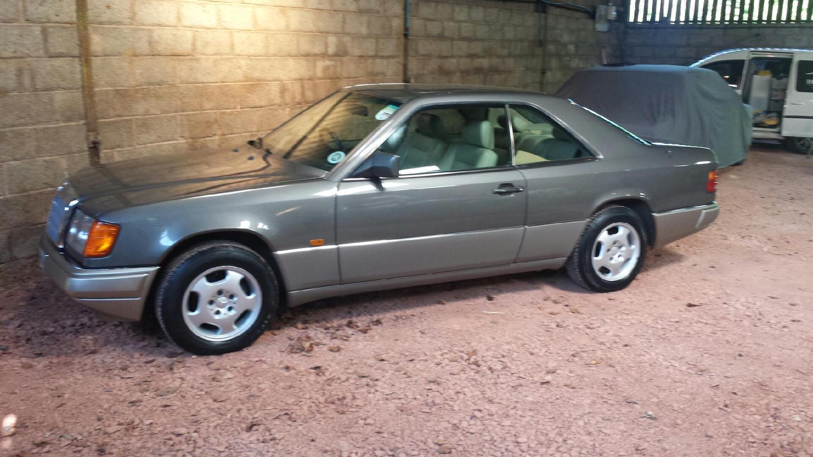 1990 Mercedes-Benz 230.CE