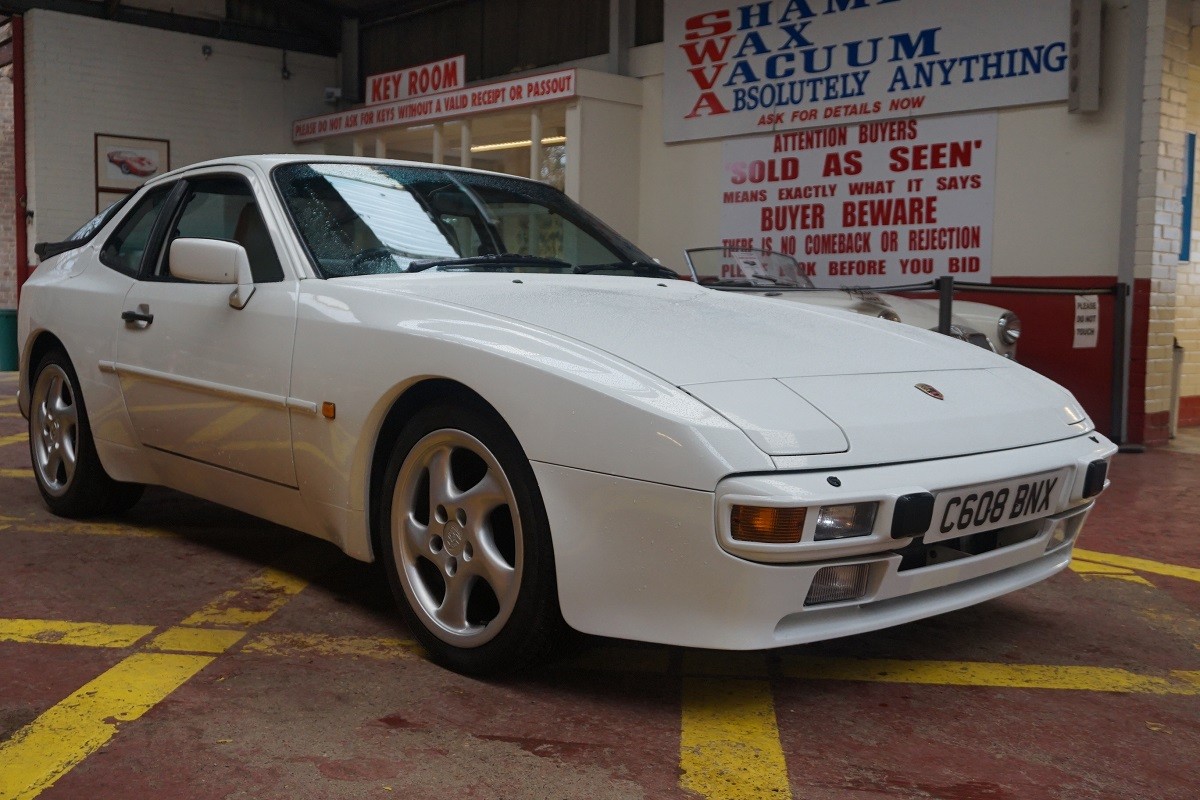 Porsche 944 1986