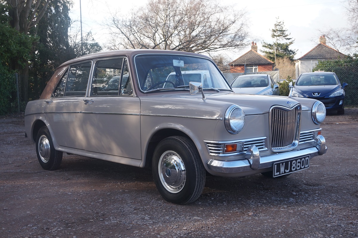 Riley Kestrel 1100 1966