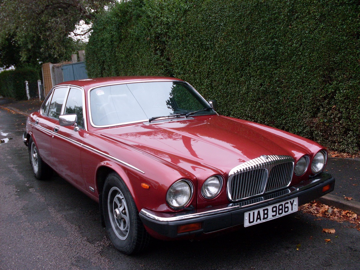 Daimler XJ6 Sovereign 4.2 Auto – 1983