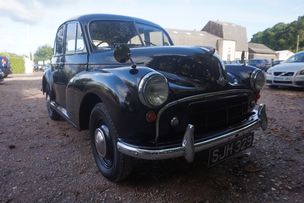Morris Minor Series ii 1954