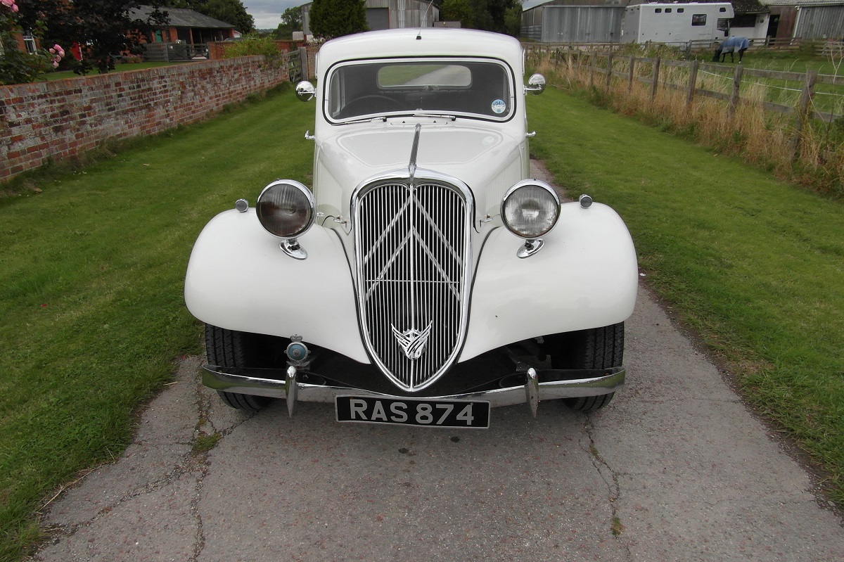 Citroen ‘Eleven’ Light Fifteen Traction Avant – 1948