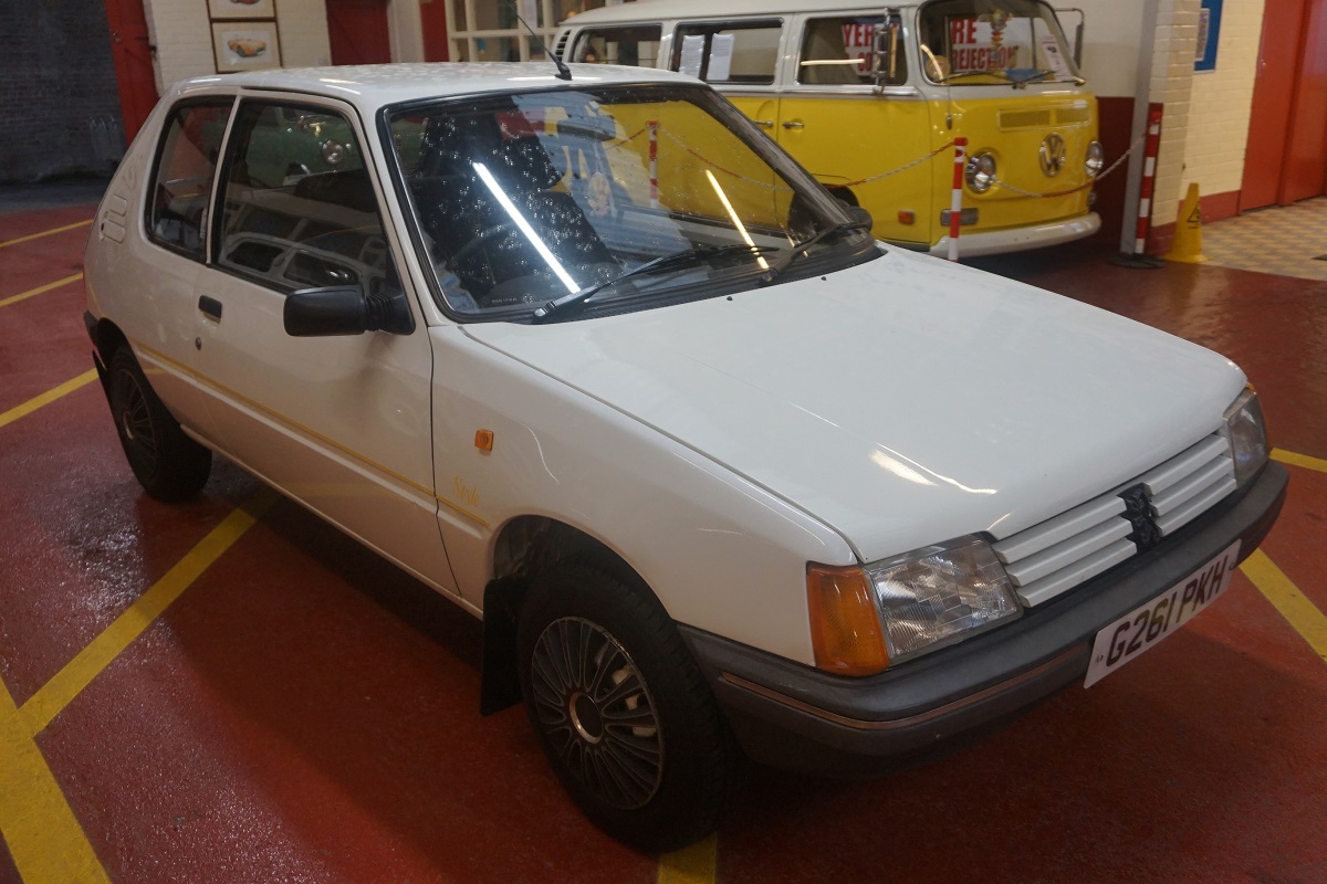 Peugeot 205 Style 1990