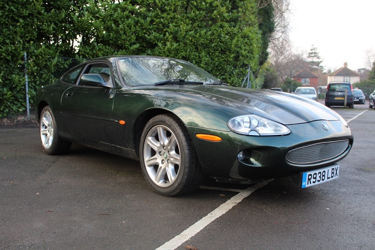Jaguar XK8 Coupe Auto 1997