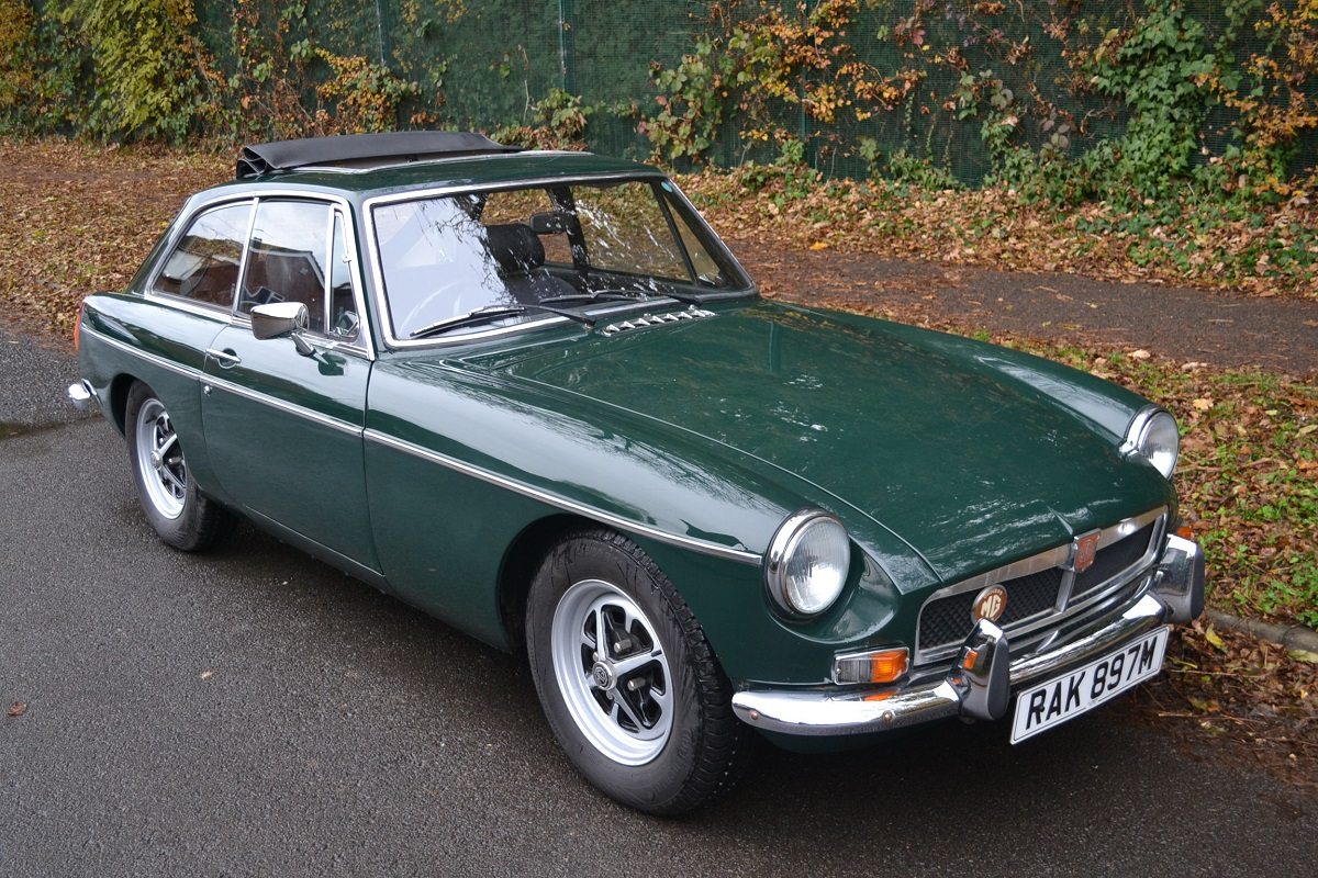 MG B GT 1974
