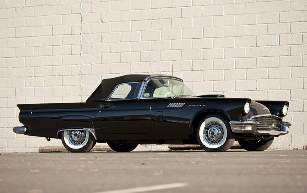 1957 Ford Thunderbird