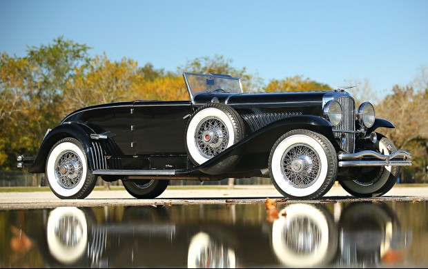 1931 Duesenberg Model J Disappearing-Top Convertible Coâ€¦