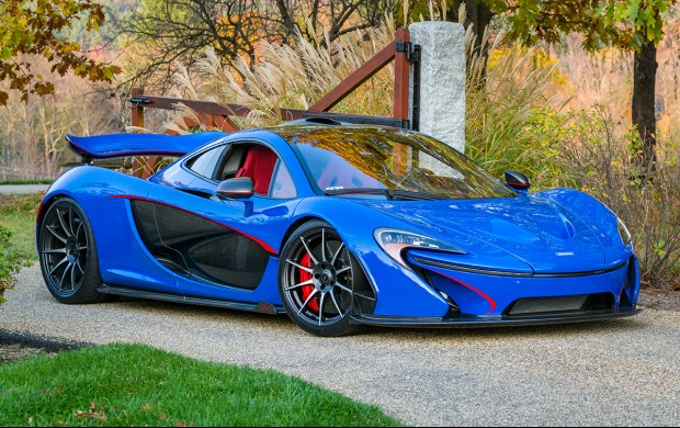 2015 McLaren P1