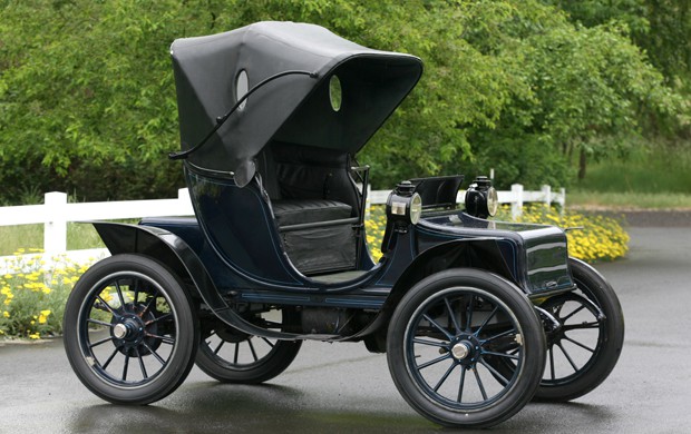 1910 Baker Model V Electric Victoria