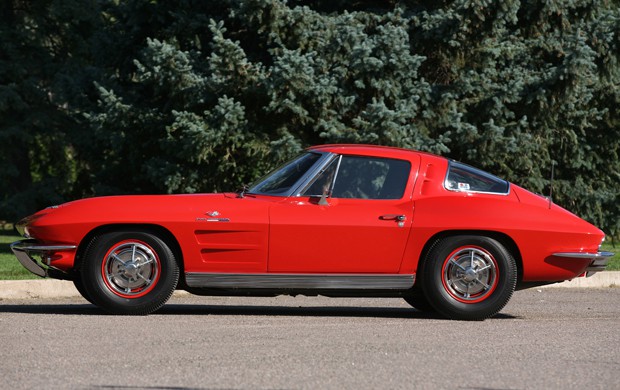 1963 Chevrolet Corvette Z06 Big Tank, Fuel-Injected Splâ€¦