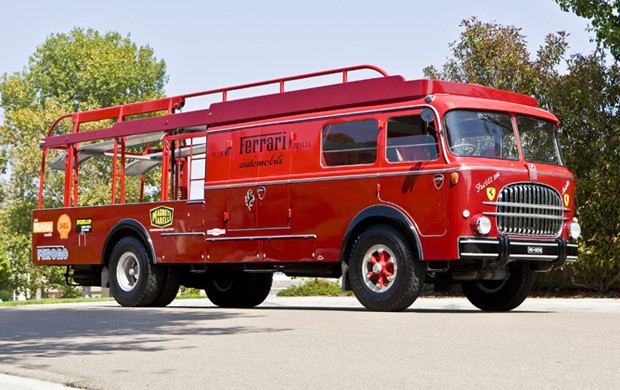 1959 Fiat Tipo 682/RN-2 Transporter