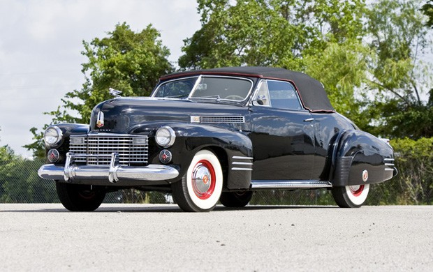 1941 Cadillac Series 62 Convertible Coupe