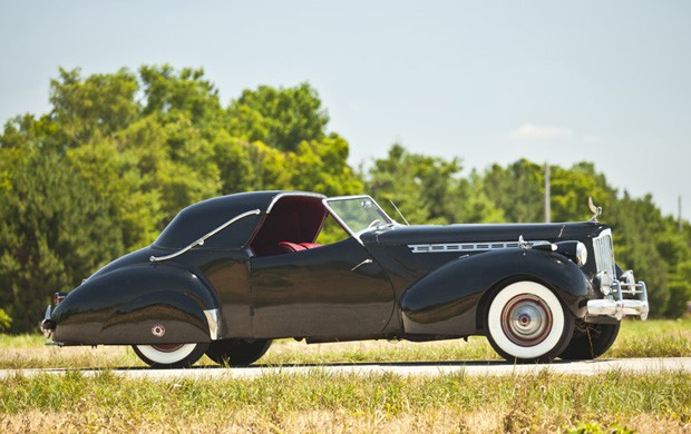 1940 Packard Model 1806 Towne Coupe