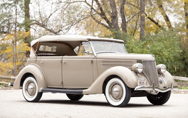 1936 Ford V-8 Deluxe Phaeton