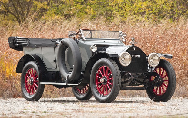 1913 Hudson Model 37 Torpedo Tourer