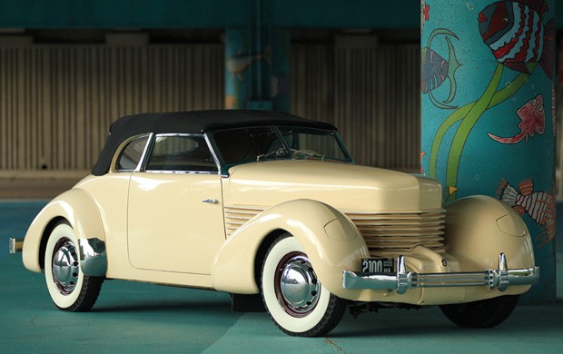 1937 Cord 812 Phaeton