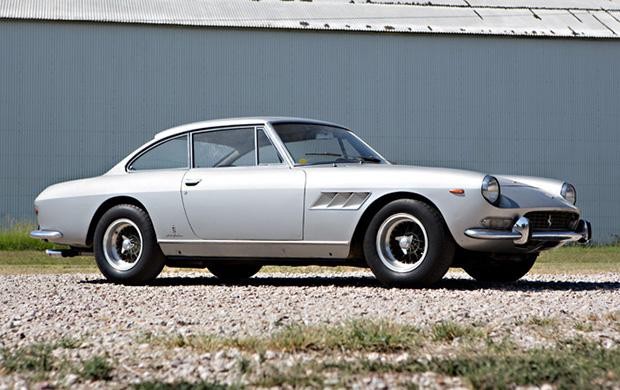 1966 Ferrari 330 GT 2+2 Series II