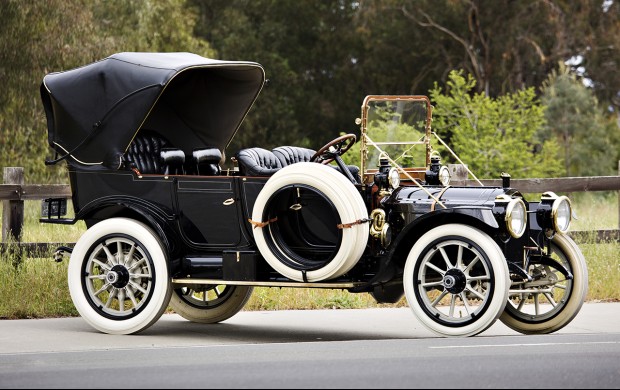 1912 Packard Model 30 Seven-Passenger Touring