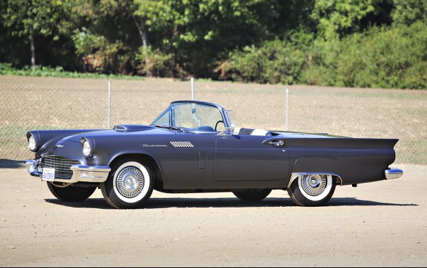 1957 Ford Thunderbird