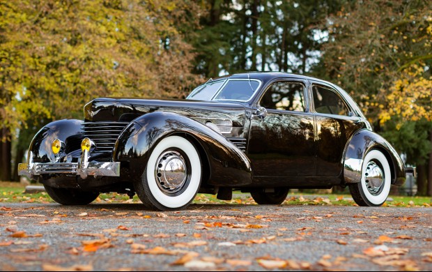 1937 Cord 812 Beverly